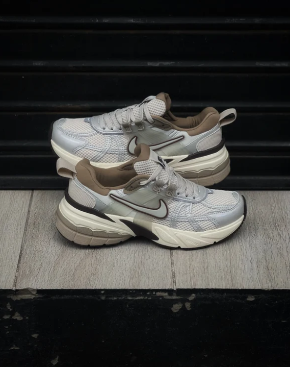 Nike V2k