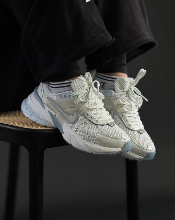 Nike V2k
