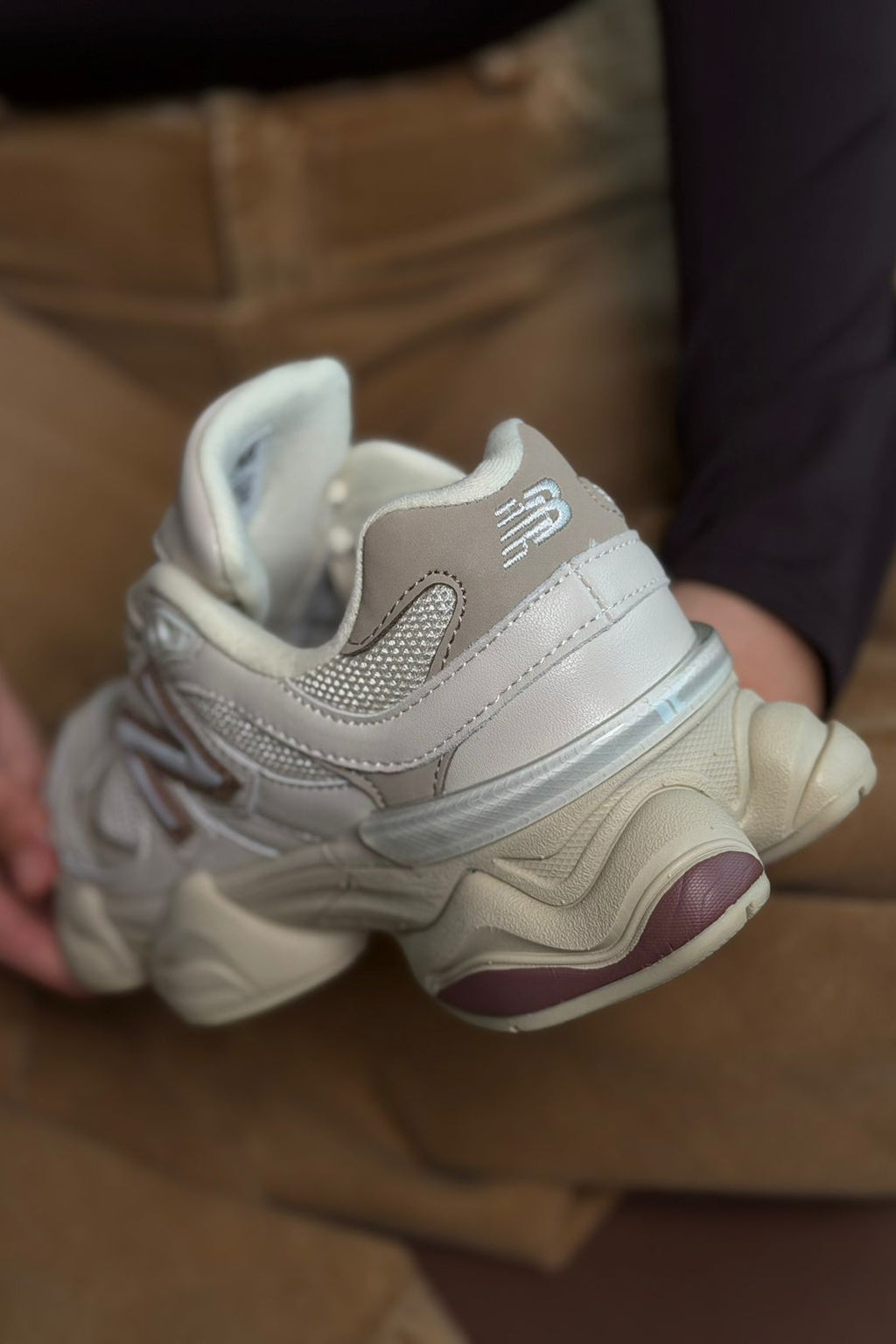 New Balance 9060