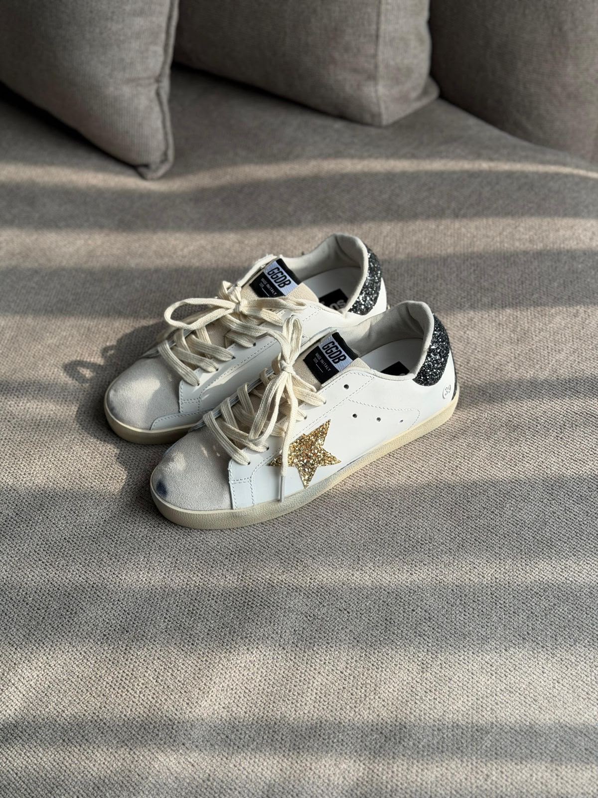 GOLDEN GOOSE