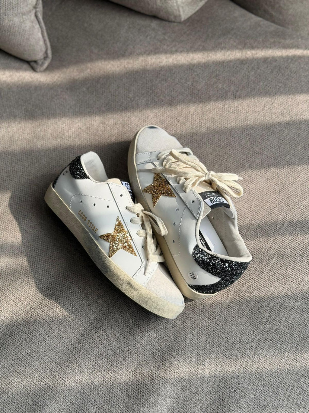 GOLDEN GOOSE