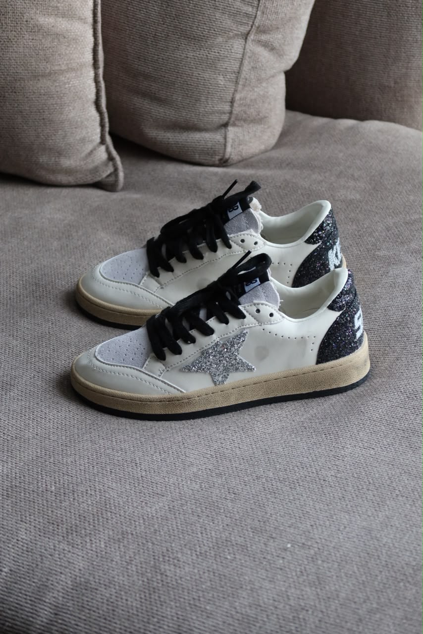 GOLDEN GOOSE