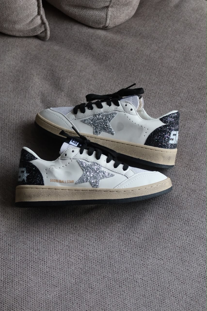 GOLDEN GOOSE