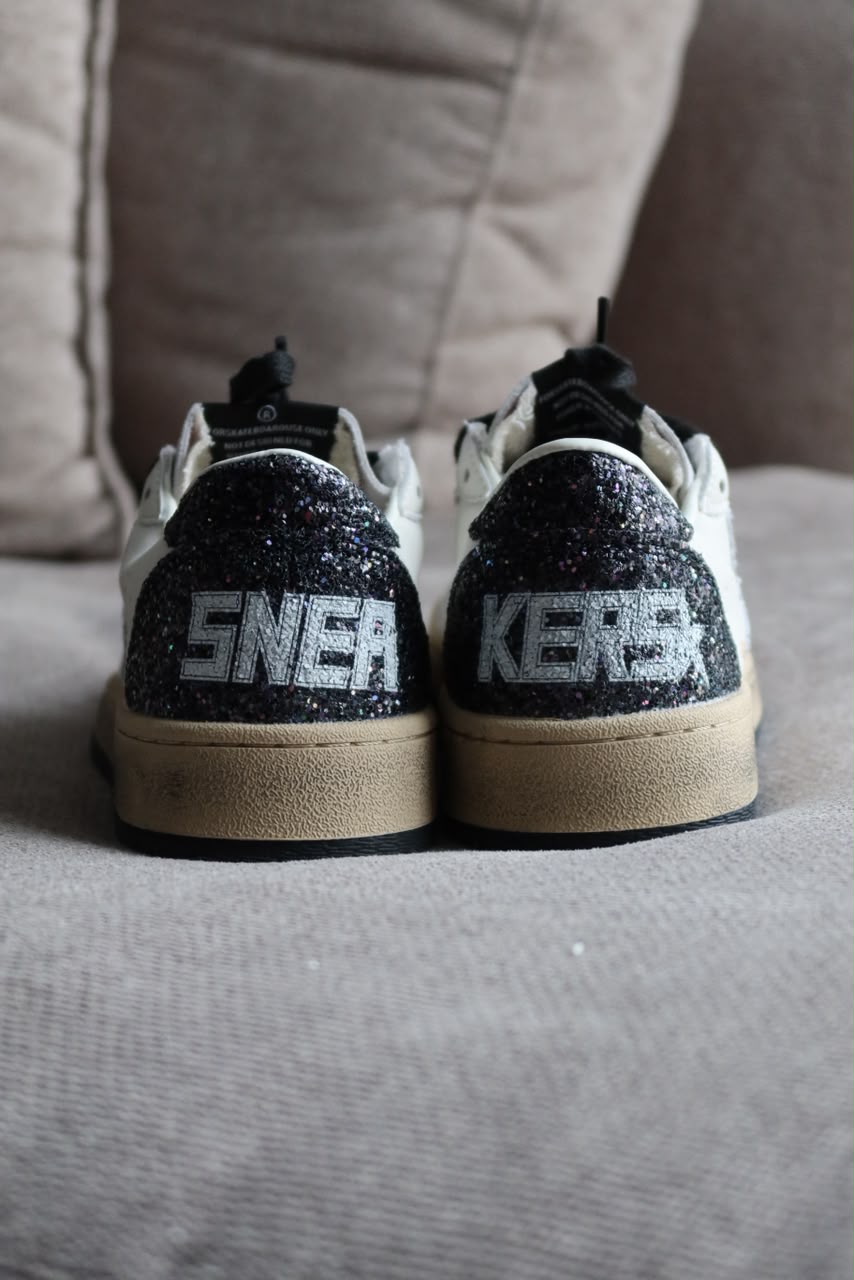 GOLDEN GOOSE