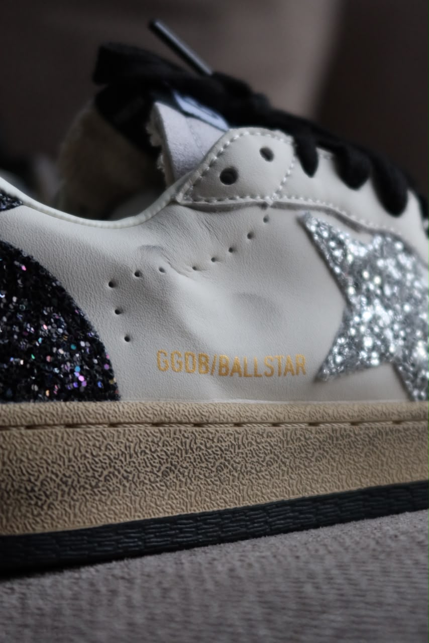 GOLDEN GOOSE
