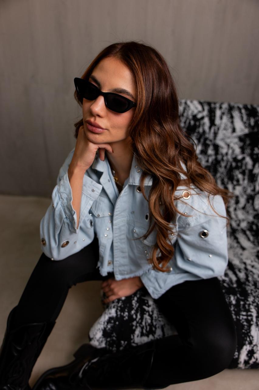 Chaqueta Denim Agujeros