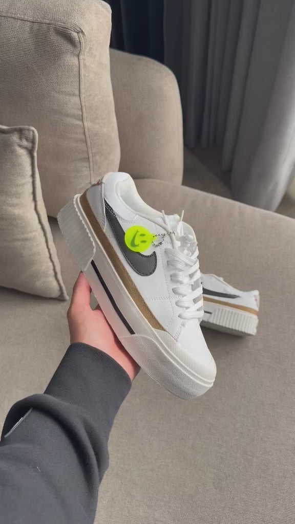 Nike Blazer